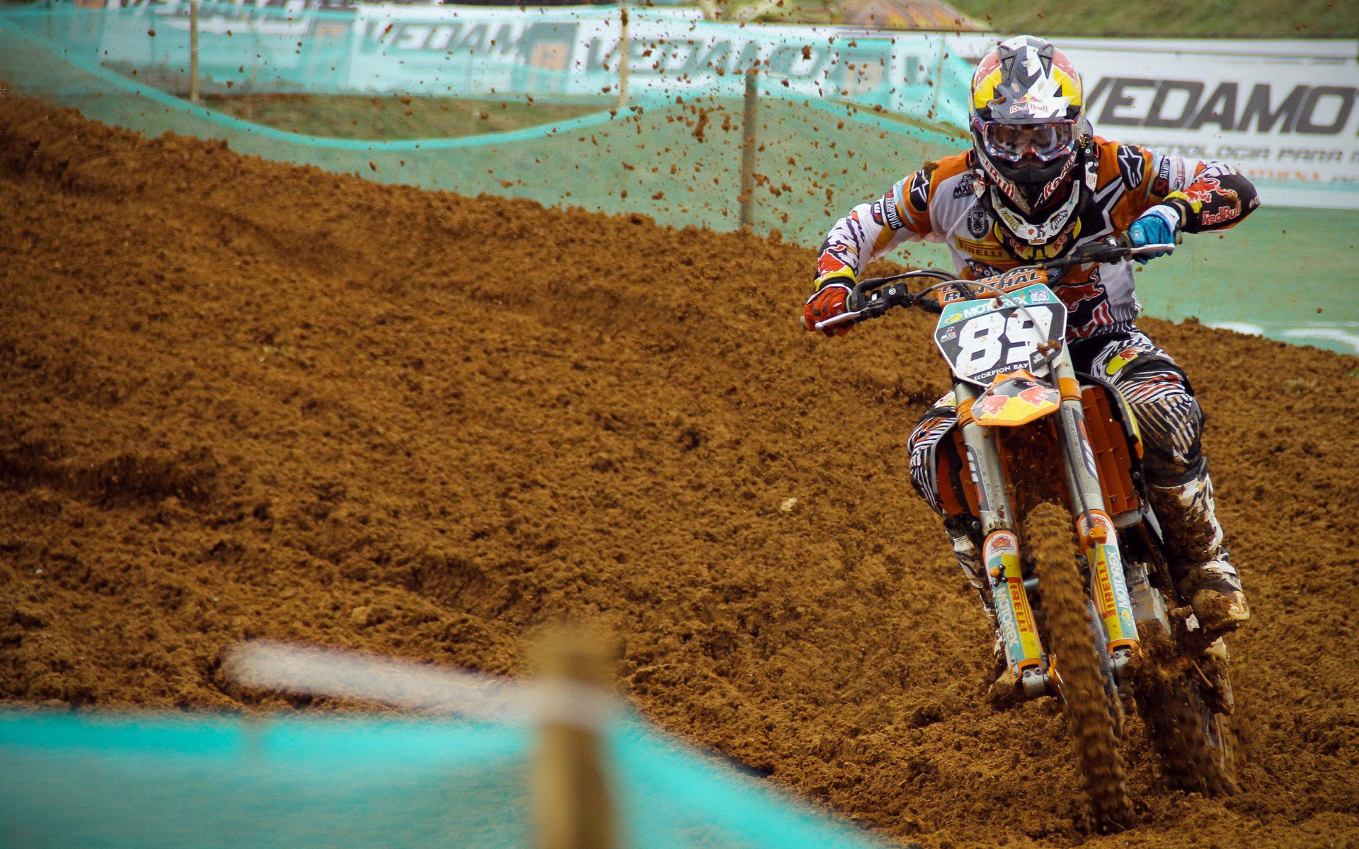 《电竞产业链全揭秘:从硬件制造到内容发行》,电竞产业构成