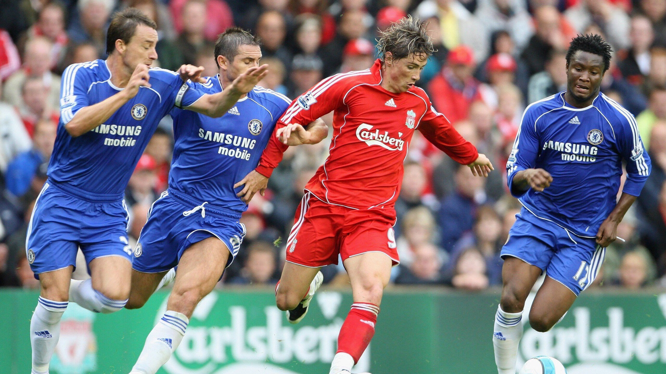 英超官方发布赛季统计数据，展现精彩瞬间，英超上赛季